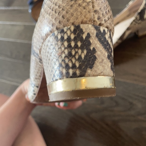 Coach low heel shoes - Picture 4 of 7